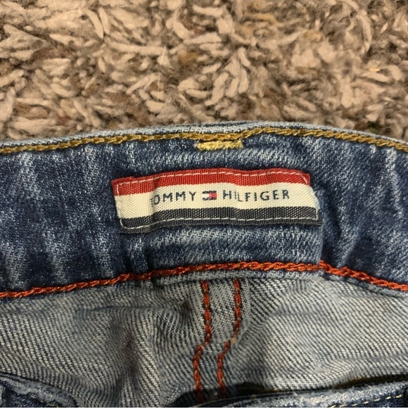 Women’s Straight Tommy Hilfiger Jeans - Picture 2 of 5